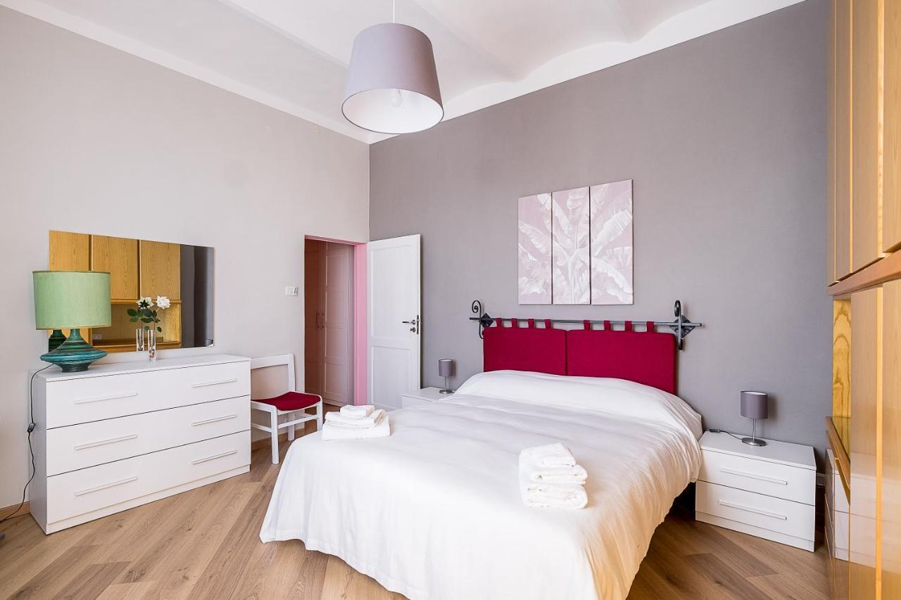 Navile Family Apartment By Wonderful Italy Bologna Luaran gambar
