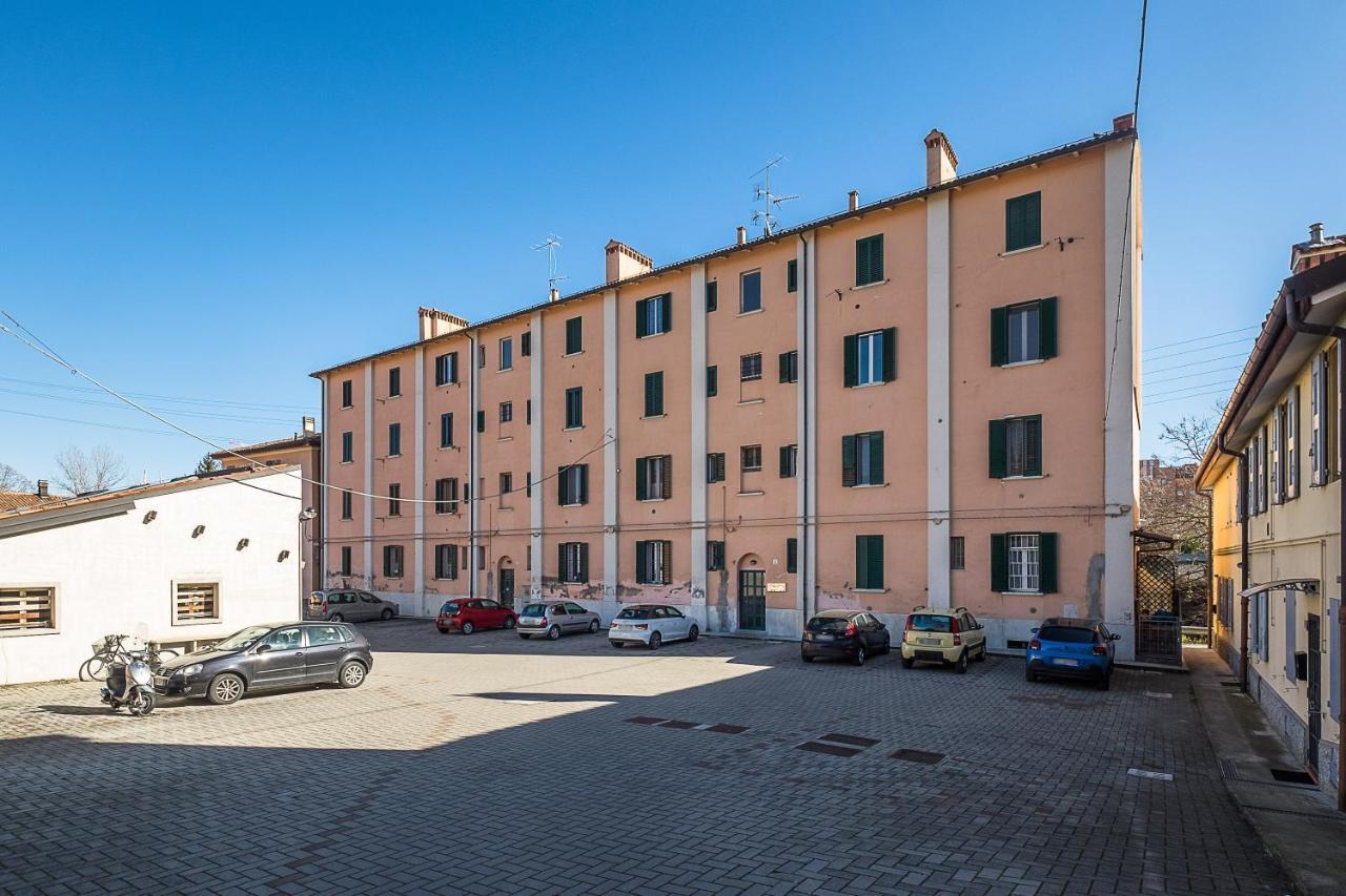 Navile Family Apartment By Wonderful Italy Bologna Luaran gambar
