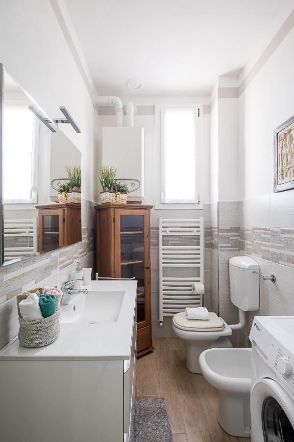 Navile Family Apartment By Wonderful Italy Bologna Luaran gambar